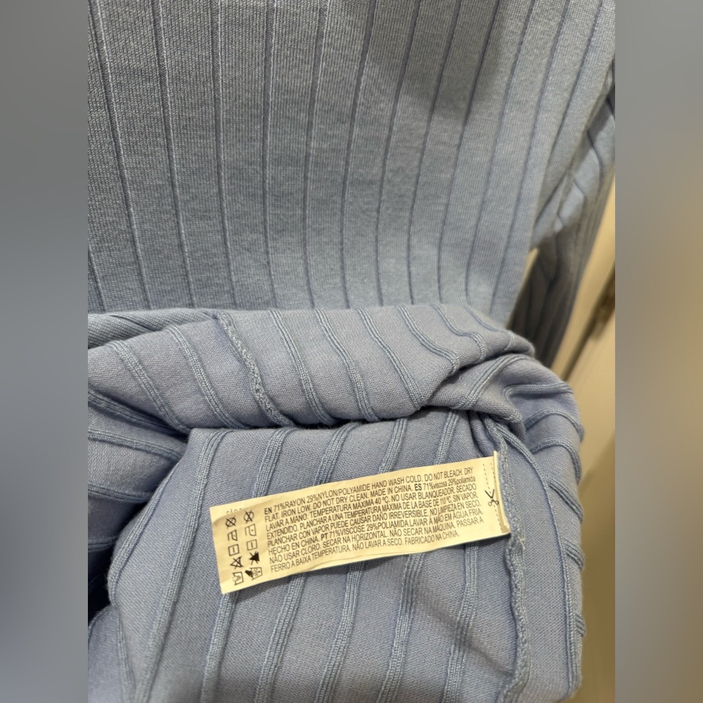 Light Blue Wide Ribbed Mockneck Sweater - Picture 5 of 8